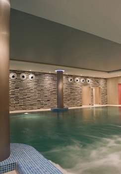 The River Lee Hotel