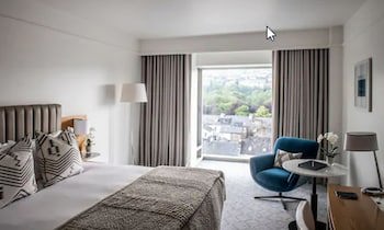 The River Lee Hotel