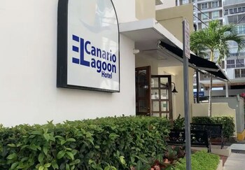 El Canario By The Lagoon