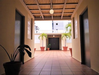 El Canario By The Lagoon
