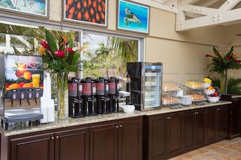 Comfort Suites Paradise Island