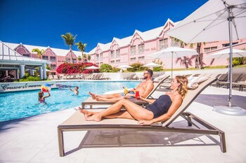 Comfort Suites Paradise Island