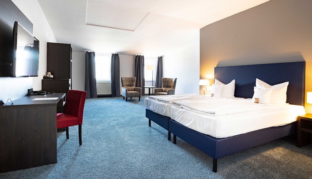 B&K Hotels