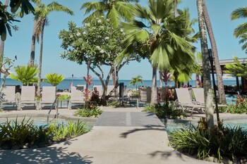 Sheraton Fiji Golf & Beach Resort
