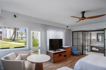 Sheraton Fiji Golf & Beach Resort