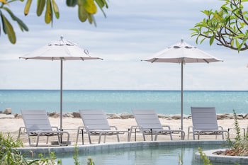Sheraton Fiji Golf & Beach Resort