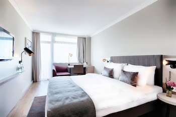Crowne Plaza Frankfurt Congress Hotel by IHG galeri fotoğrafı
