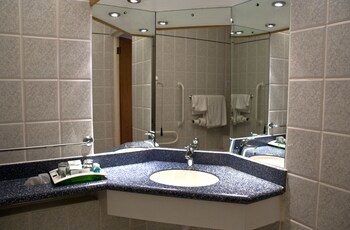 Holiday Inn Ashford North A20