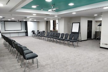 Doubletree By Hilton London Kensington