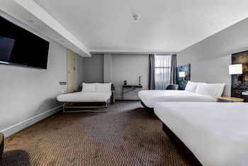 Doubletree By Hilton London Kensington