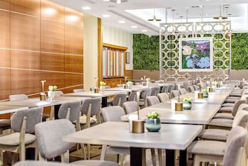 Doubletree By Hilton London Kensington