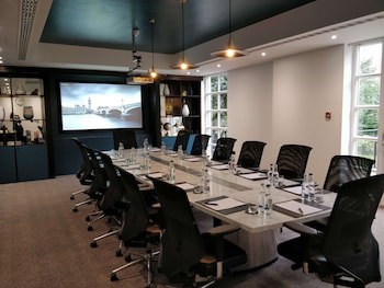 Doubletree By Hilton London Kensington