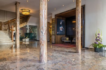 Radisson Blu Schwarzer Bock Hotel fotoğrafı