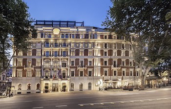 InterContinental Rome Ambasciatori Palace by IHG