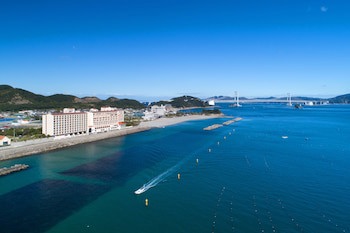 Aoawo Naruto Resort