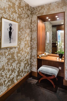 Fairmont Hotel Vier Jahreszeiten Hamburg galeri fotoğrafı