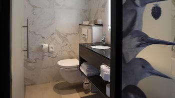 Golden Tulip Hotel Central