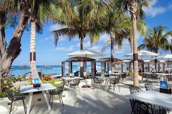The Westin Grand Cayman Seven Mile Beach Resort & Spa