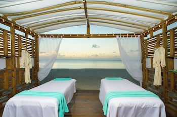 The Westin Grand Cayman Seven Mile Beach Resort & Spa