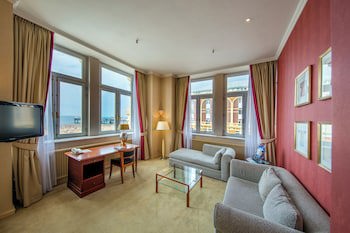 Grand Hotel Amrath Kurhaus