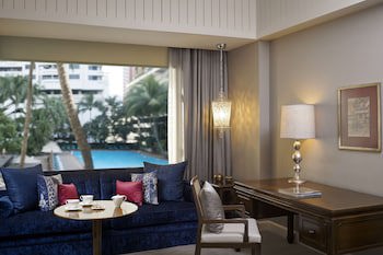 Anantara Siam Bangkok Hotel