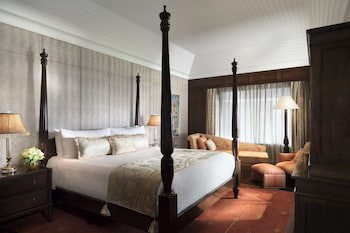 Anantara Siam Bangkok Hotel