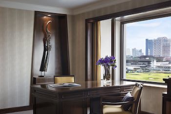 Anantara Siam Bangkok Hotel