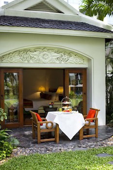 Anantara Siam Bangkok Hotel