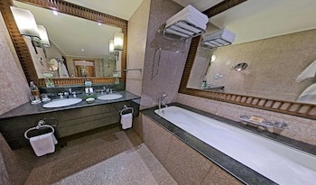 Anantara Siam Bangkok Hotel