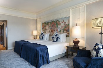 Anantara Siam Bangkok Hotel