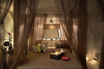 Anantara Siam Bangkok Hotel