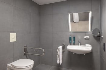 Hilton Dusseldorf galeri fotoğrafı