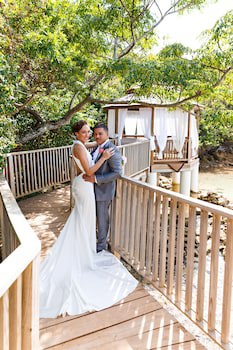Grotto Bay Beach Resort
