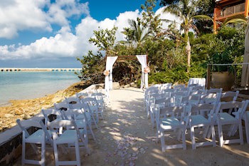 Grotto Bay Beach Resort