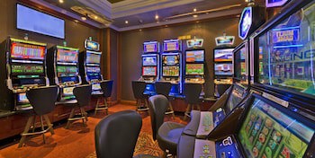 Avani Windhoek Hotel & Casino