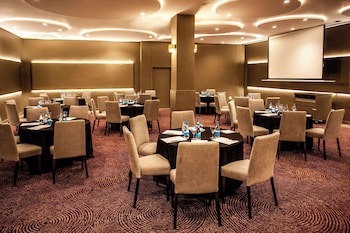 Avani Windhoek Hotel & Casino