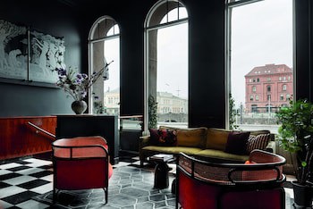 Elite Hotel Savoy