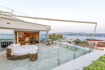 Conrad Istanbul Bosphorus