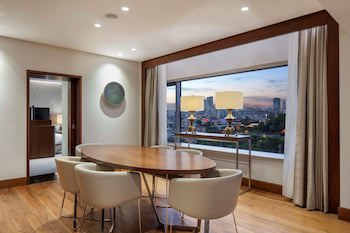 Conrad Istanbul Bosphorus