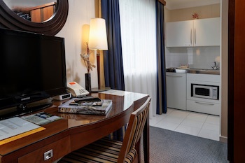 Best Western Welwyn Garden City Homestead Court Hotel