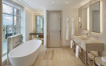 Claridge's