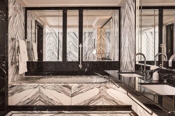 Claridge's