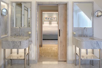 Claridge's