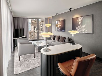 Radisson Collection Hotel, Berlin fotoğrafı