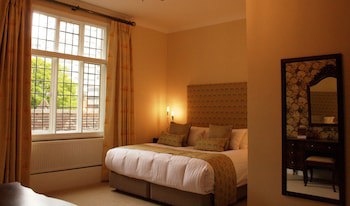 Best Western Plough & Harrow Hotel