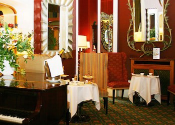 Best Western Plough & Harrow Hotel