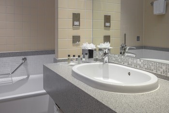Oulton Hall Hotel, Spa & Golf Resort