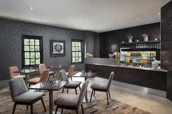 Oulton Hall Hotel, Spa & Golf Resort