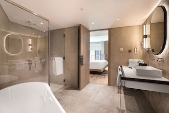 Sheraton Abu Dhabi Hotel & Resort fotoğrafı
