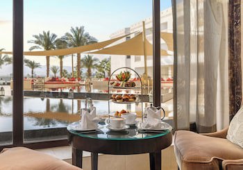 Hilton Luxor Resort & Spa